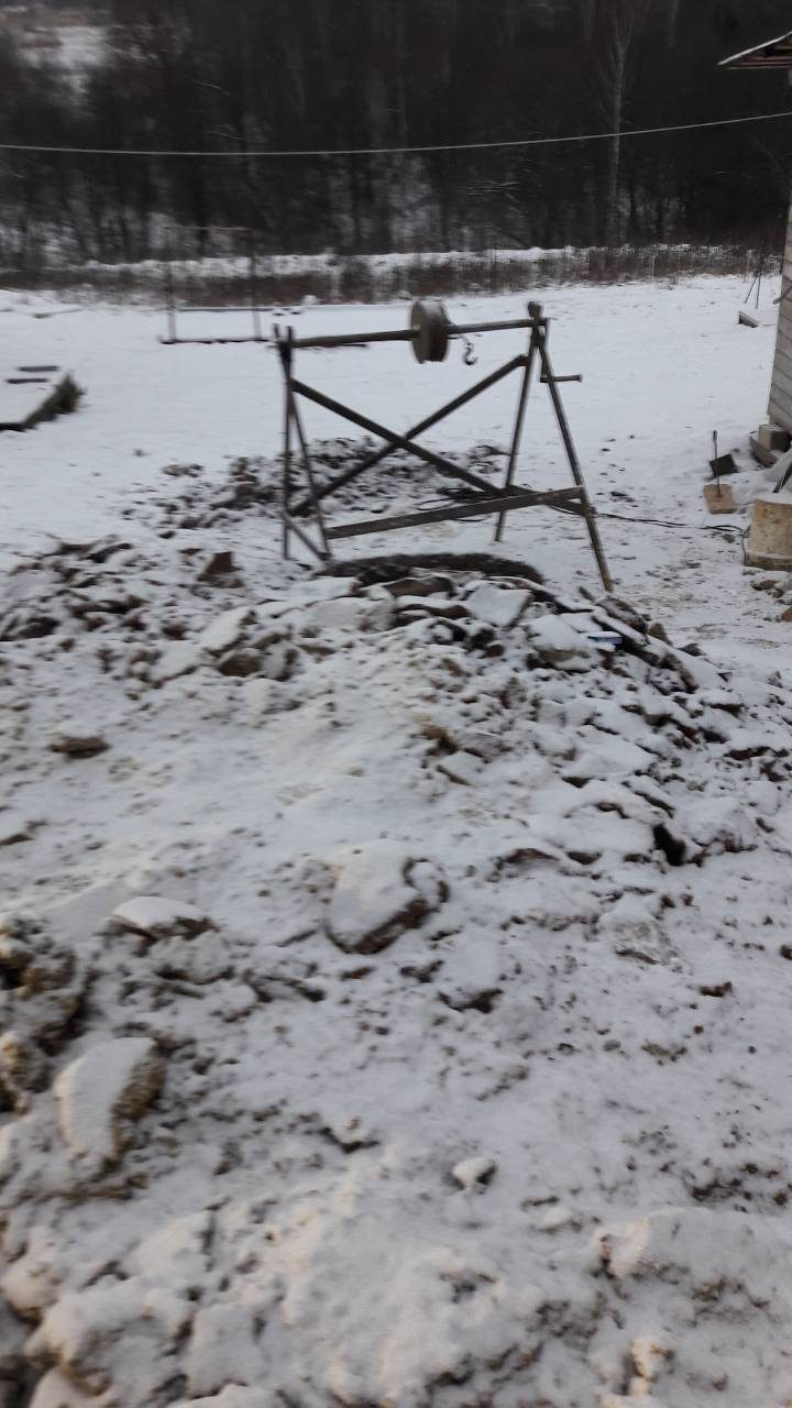 Колодец в д. Галкино, Тульская обл.